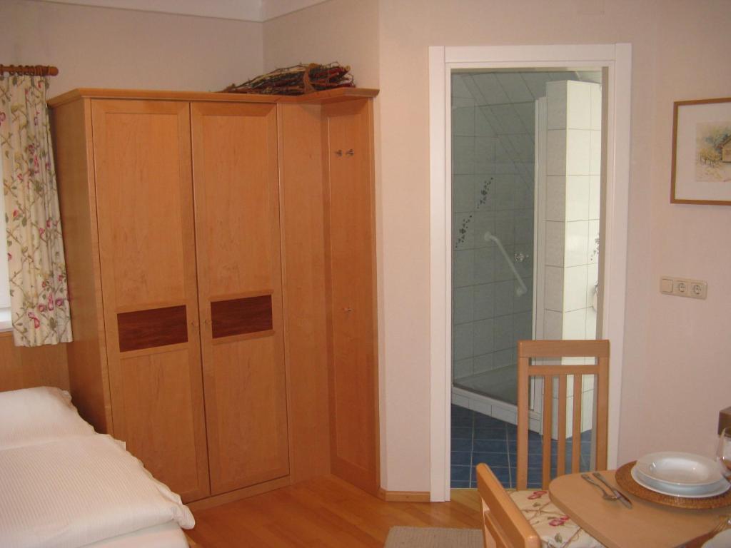 Ferienwohnung Winzerhaus Friedrich Kaindorf  Zimmer foto